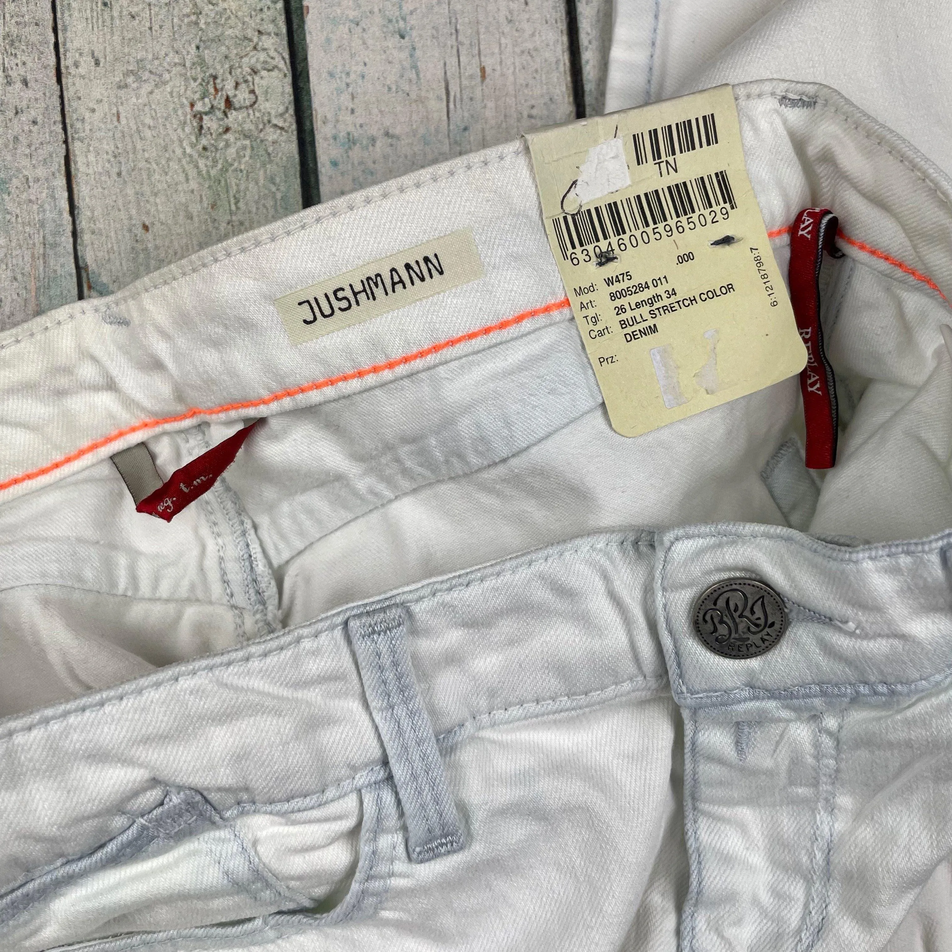 NWT - Replay Italy 'Jushmann' Bull  Denim Straight Jeans RRP $329.00- Size 26