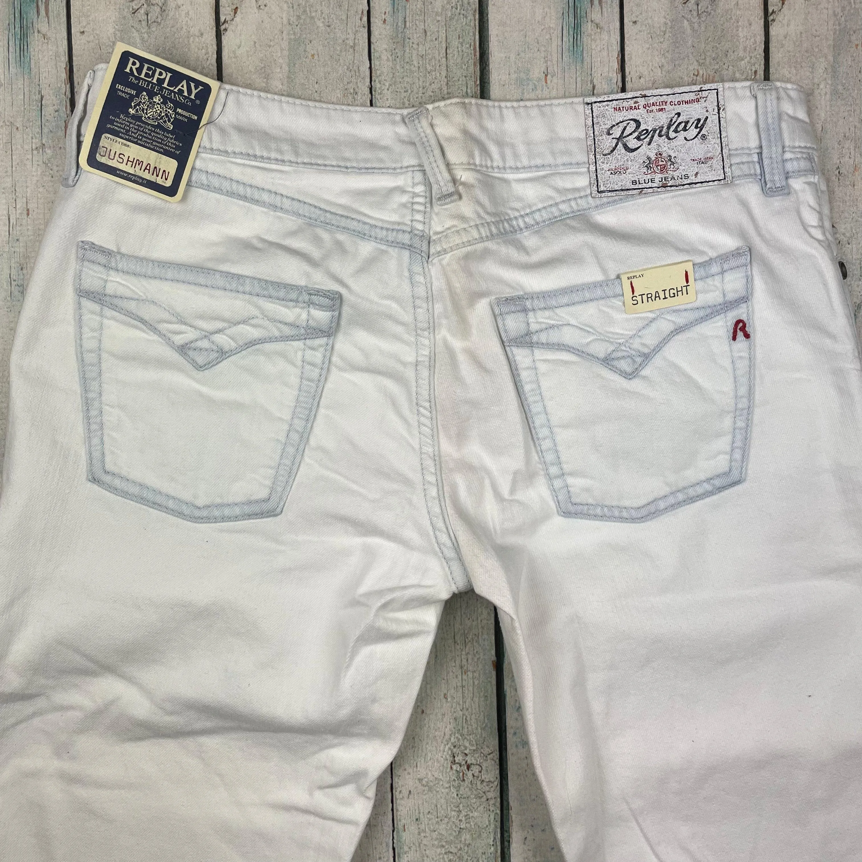 NWT - Replay Italy 'Jushmann' Bull  Denim Straight Jeans RRP $329.00- Size 30