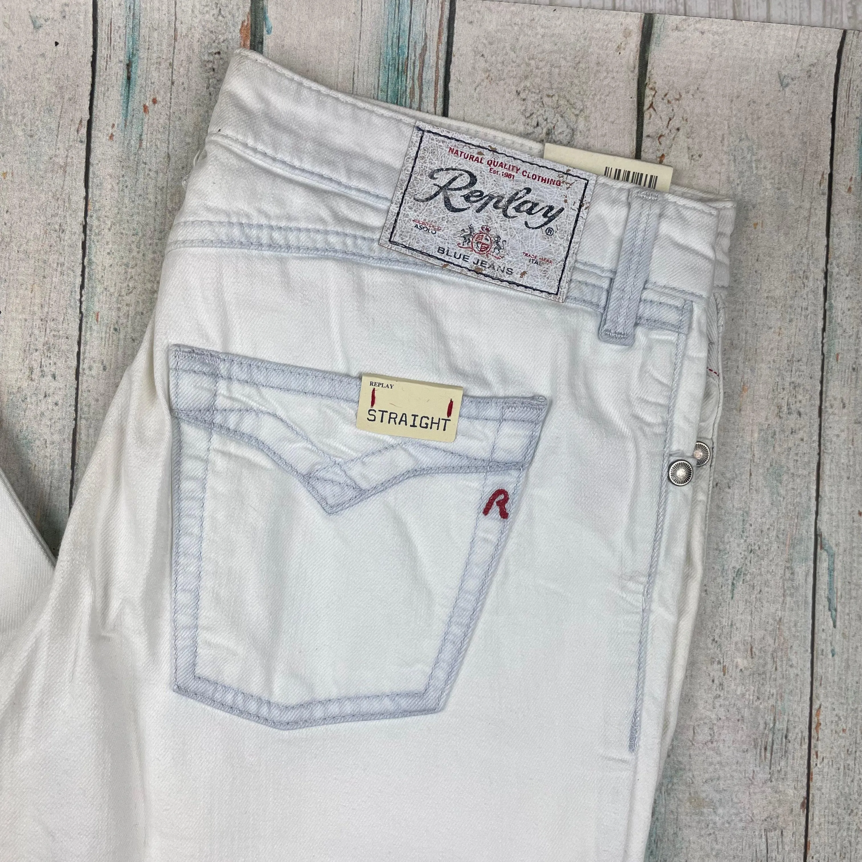 NWT - Replay Italy 'Jushmann' Bull  Denim Straight Jeans RRP $329.00- Size 30